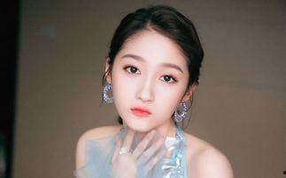 娱乐吃瓜女星反水,昔日吃瓜女星反水，揭秘背后真相